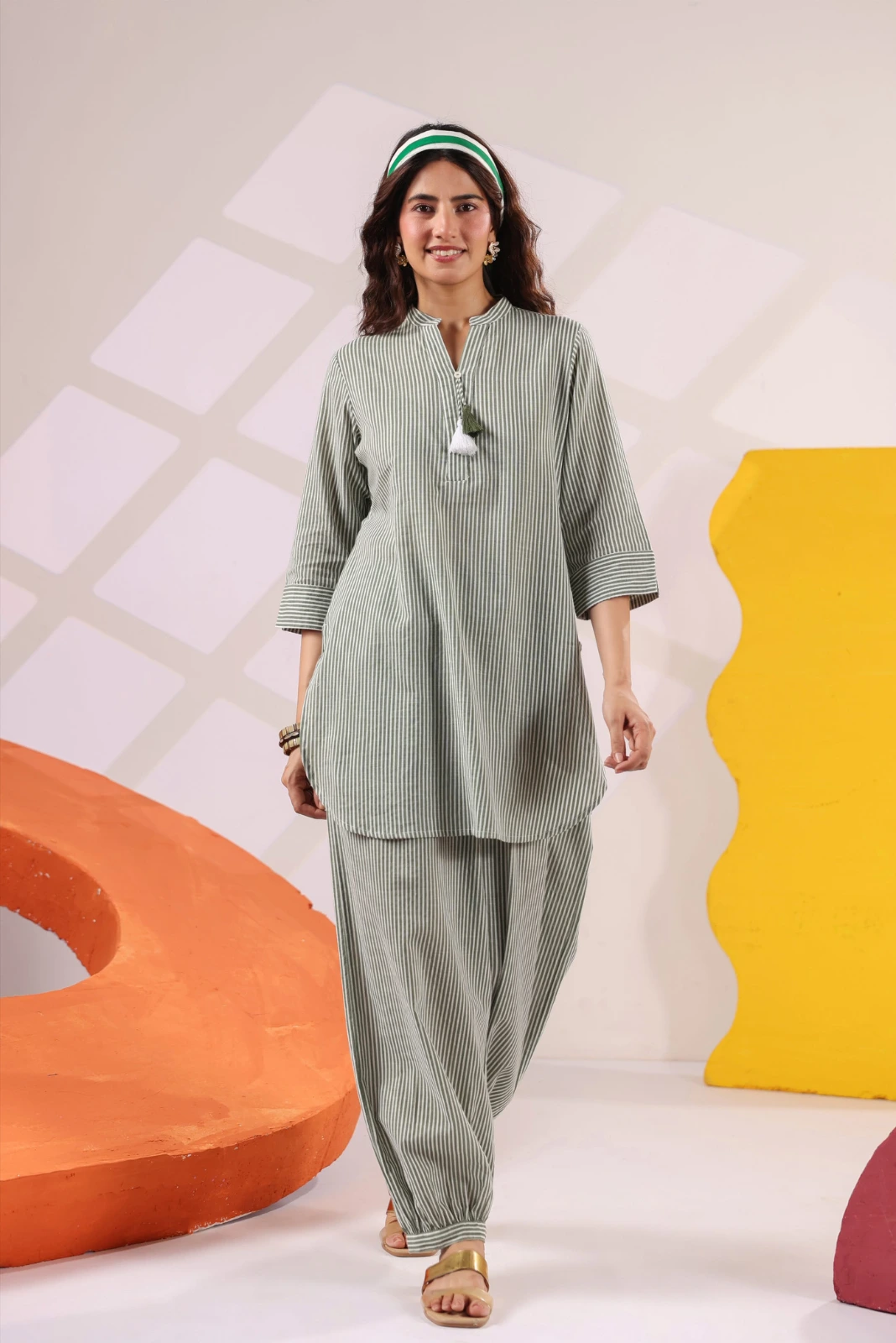 Green Short Kurti with Farsi Salwar1